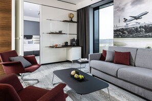 Studio Suite | Living area