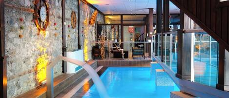 Alberca al aire libre por temporada