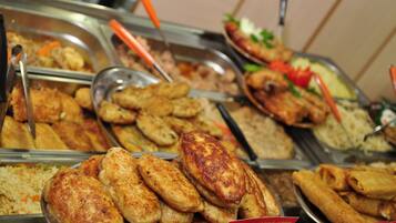 Daily local cuisine breakfast for a fee