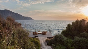Dock