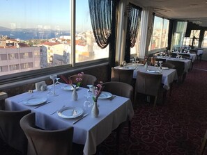 Terrace/patio - Perama Hotel (Bandirma)