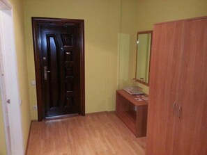 TV - Hotel Nova (Kyiv)