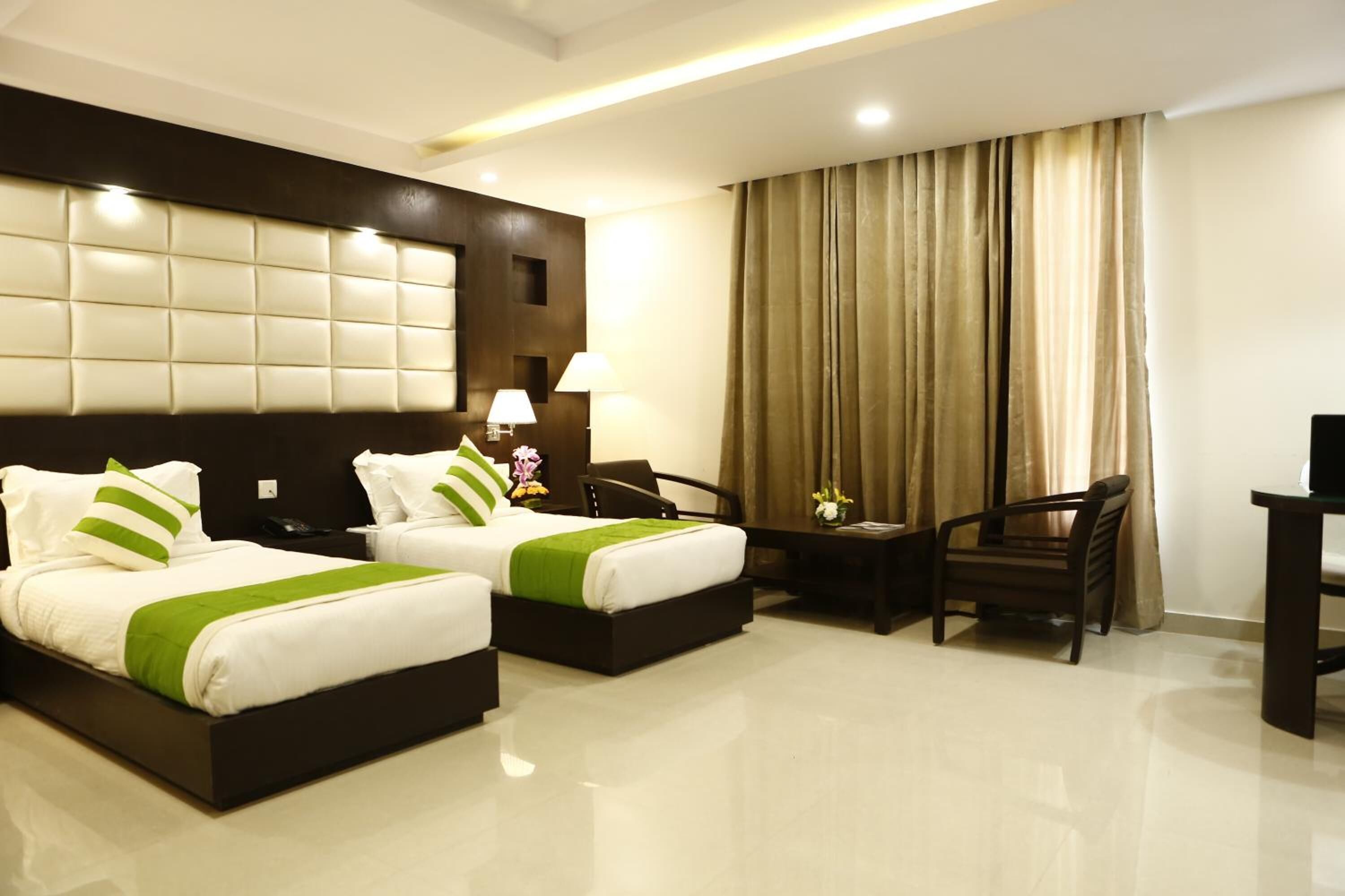 minibar, in-room safe, desk, soundproofing