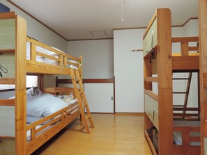 Free WiFi - Beppu Yukemuri-no-oka Youth Hostel (Beppu)