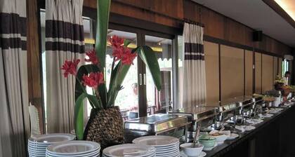 Coconut Home Resort
