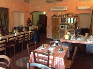 Free daily self-service breakfast  - Antico Borgo Toscano (Montecatini Terme)