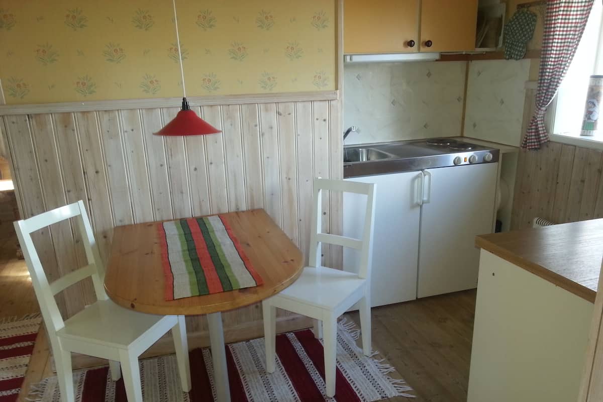 Cabin, bếp nhỏ, quang cảnh hồ | Bếp nhỏ riêng | Tủ lạnh