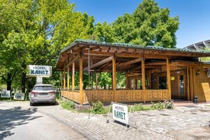 Desayuno bufé gratuito y diario