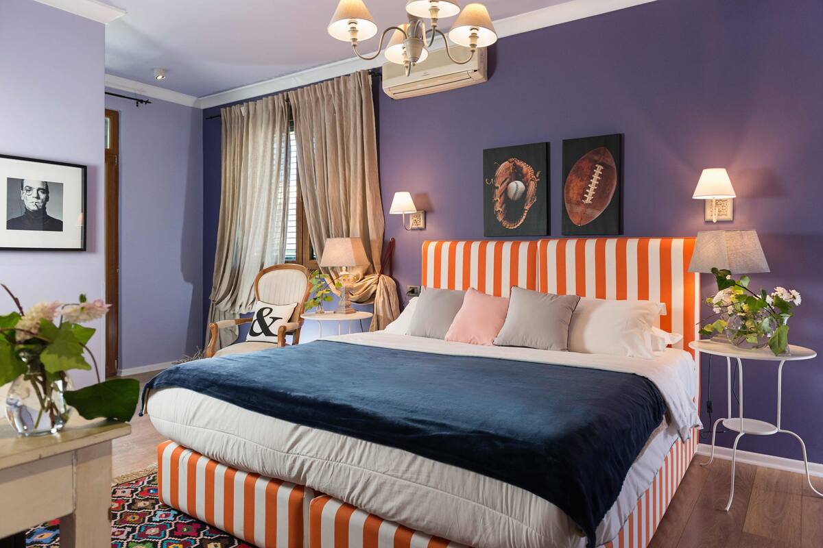 Superior-Doppel- oder -Zweibettzimmer, 1 King-Bett, Stadtblick | 12 Schlafzimmer, Bettwäsche aus ägyptischer Baumwolle
