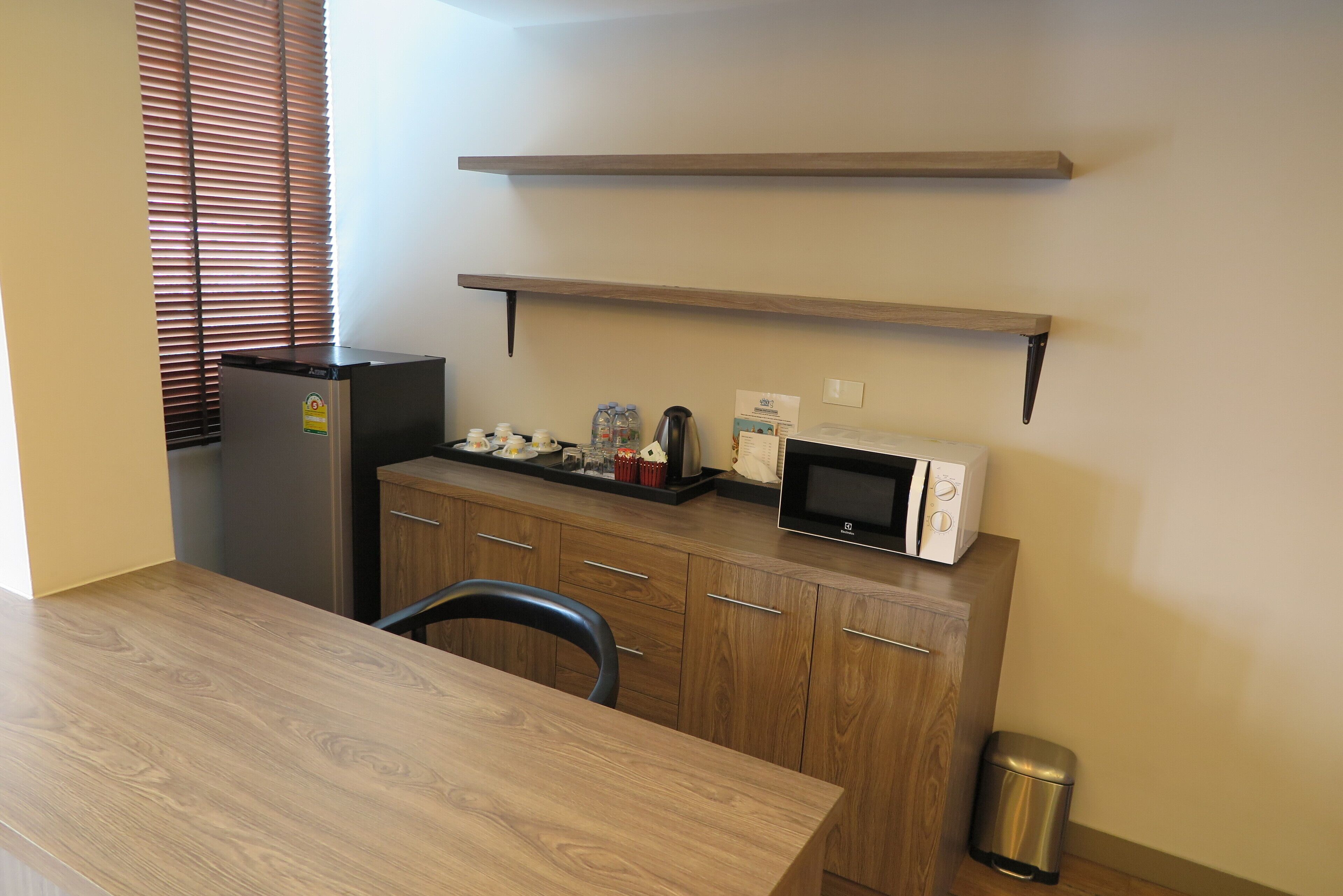 penthouse suite | 1 bedroom, premium bedding, pillow-top beds, in-room safe