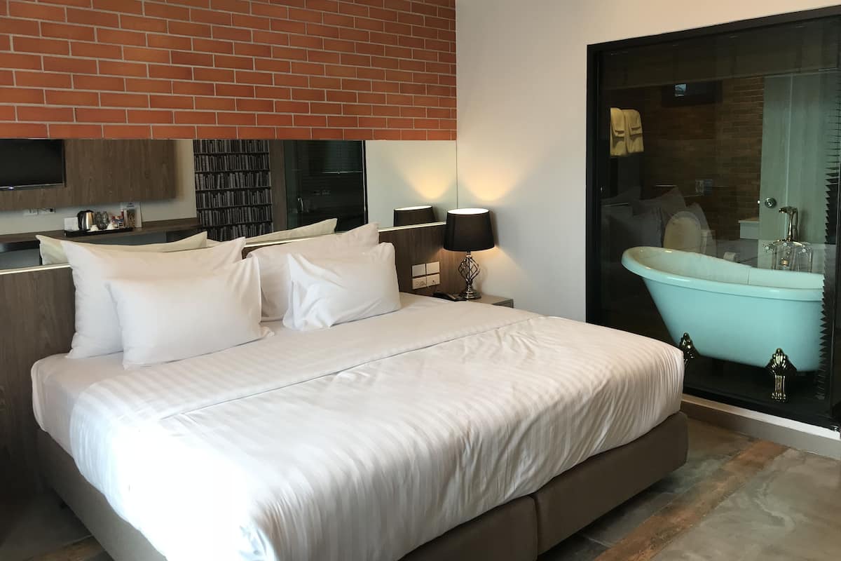 Executive Deluxe Room, Balcony
