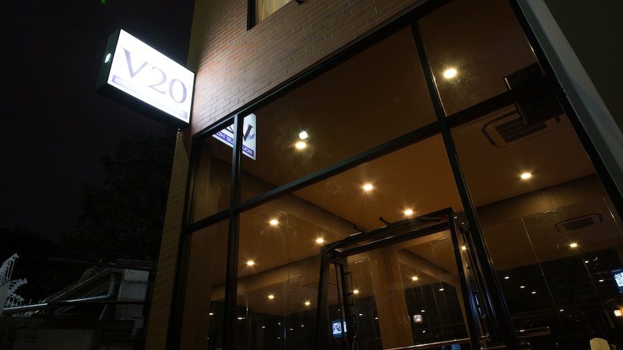 V20boutique Jacuzzi Hotel