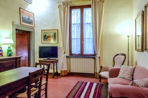 Apartment, 1 Bedroom (Location: Via del Corno 8) | Living area