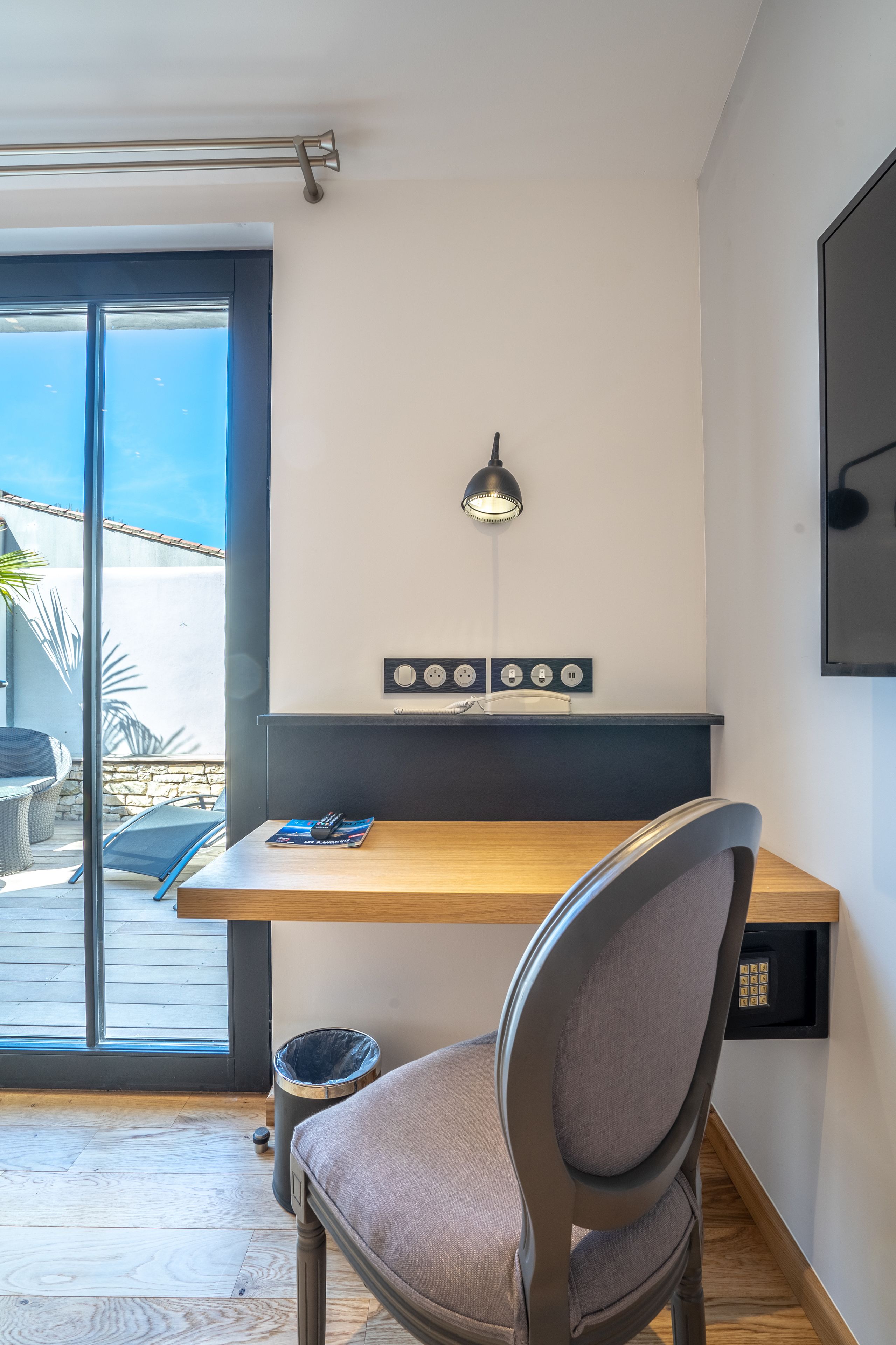 deluxe room | premium bedding, memory-foam beds, minibar, in-room safe