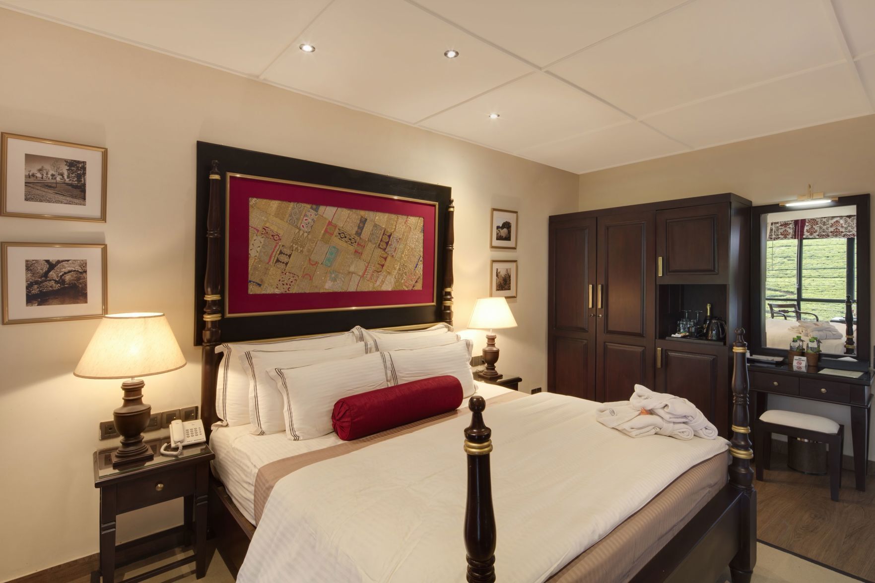 1 bedroom, Egyptian cotton sheets, premium bedding, minibar