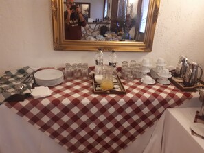 Desayuno continental incluido todos los días