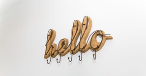 Apartment, 3 Bedrooms | Interior detail - Flat 2, Falcondale House 5 South Cliff (Eastbourne)