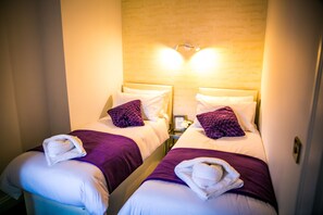 Huoneisto, 3 makuuhuonetta | 3 makuuhuonetta, silitysrauta/-lauta, ilmainen Wi-Fi, vuodevaatteet