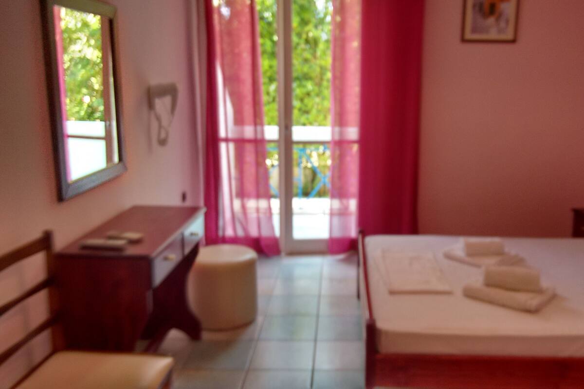 iron/ironing board, free cots/infant beds, free wifi, bed sheets