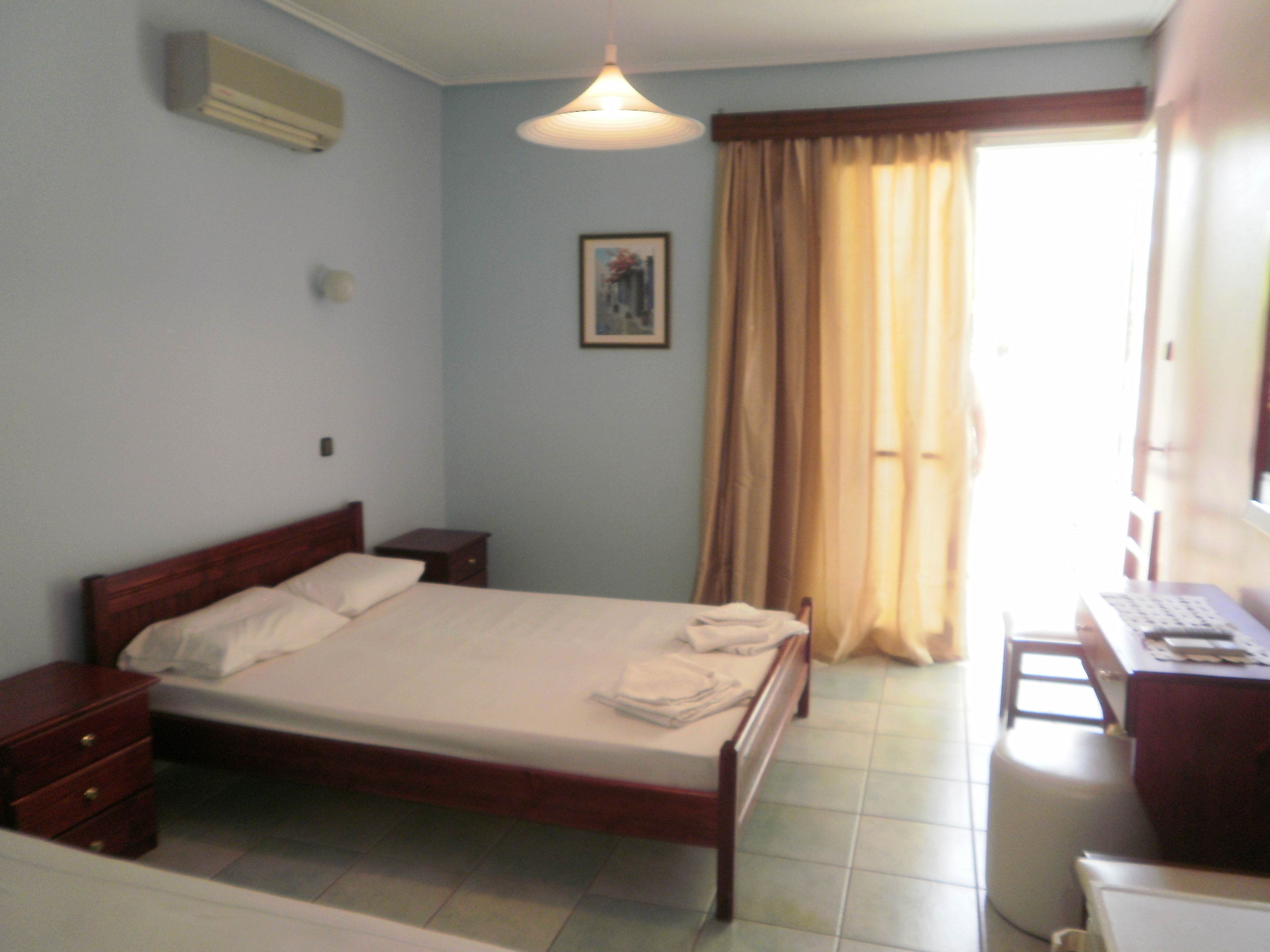 double or twin room | iron/ironing board, free cots/infant beds, free wifi, bed sheets