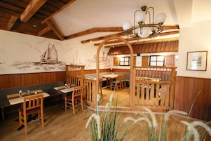 Breakfast and dinner served, international cuisine