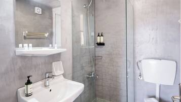 Family Room, Sea View | Bathroom