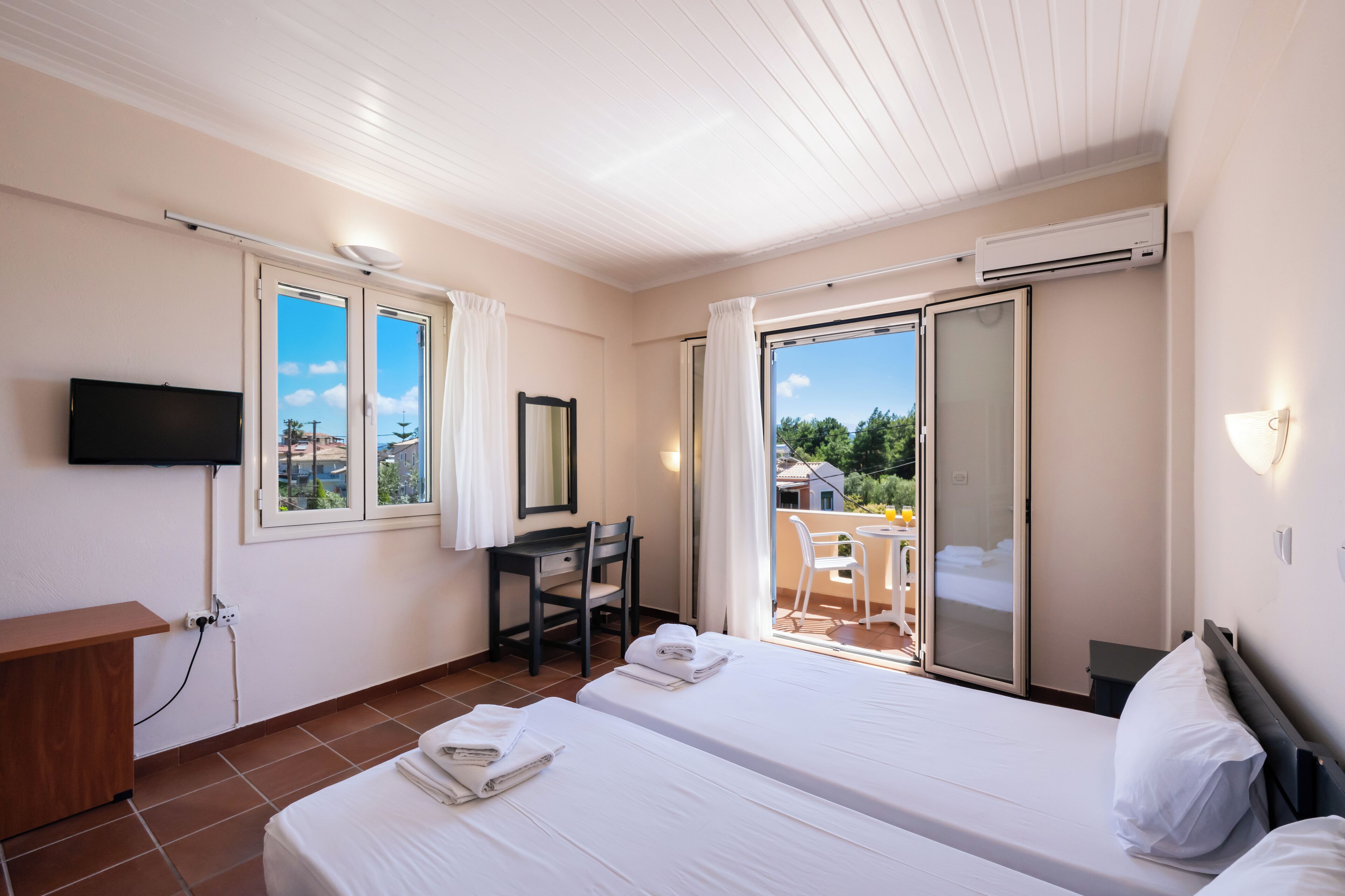 Standard Double Room | WiFi (free)