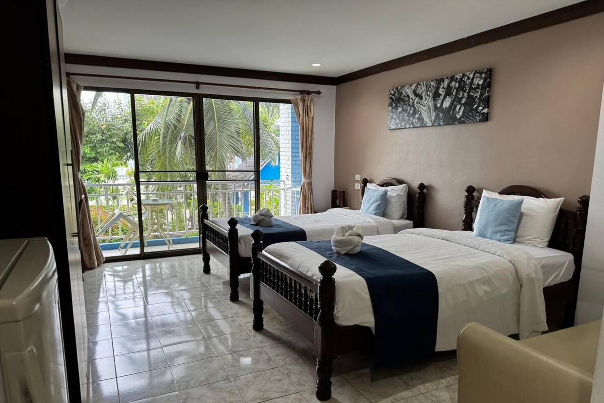Premium bedding, desk, free WiFi, bed sheets