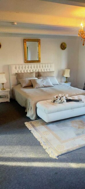 Suite | 1 kamar tidur, minibar, Wi-Fi gratis, dan seprai linen