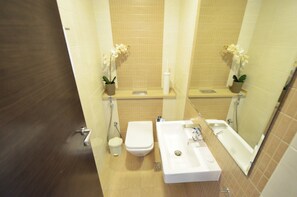 Bathroom - KOH - Botanica (Dubai)