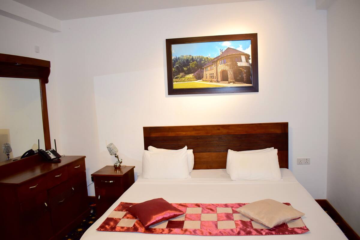 1 bedroom, minibar, iron/ironing board, free WiFi