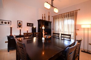 In-room dining - KOH - Rimal-06 (Dubai)