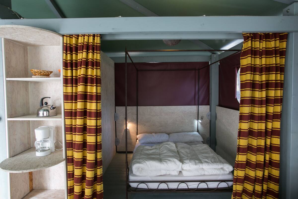 Superior Tent
