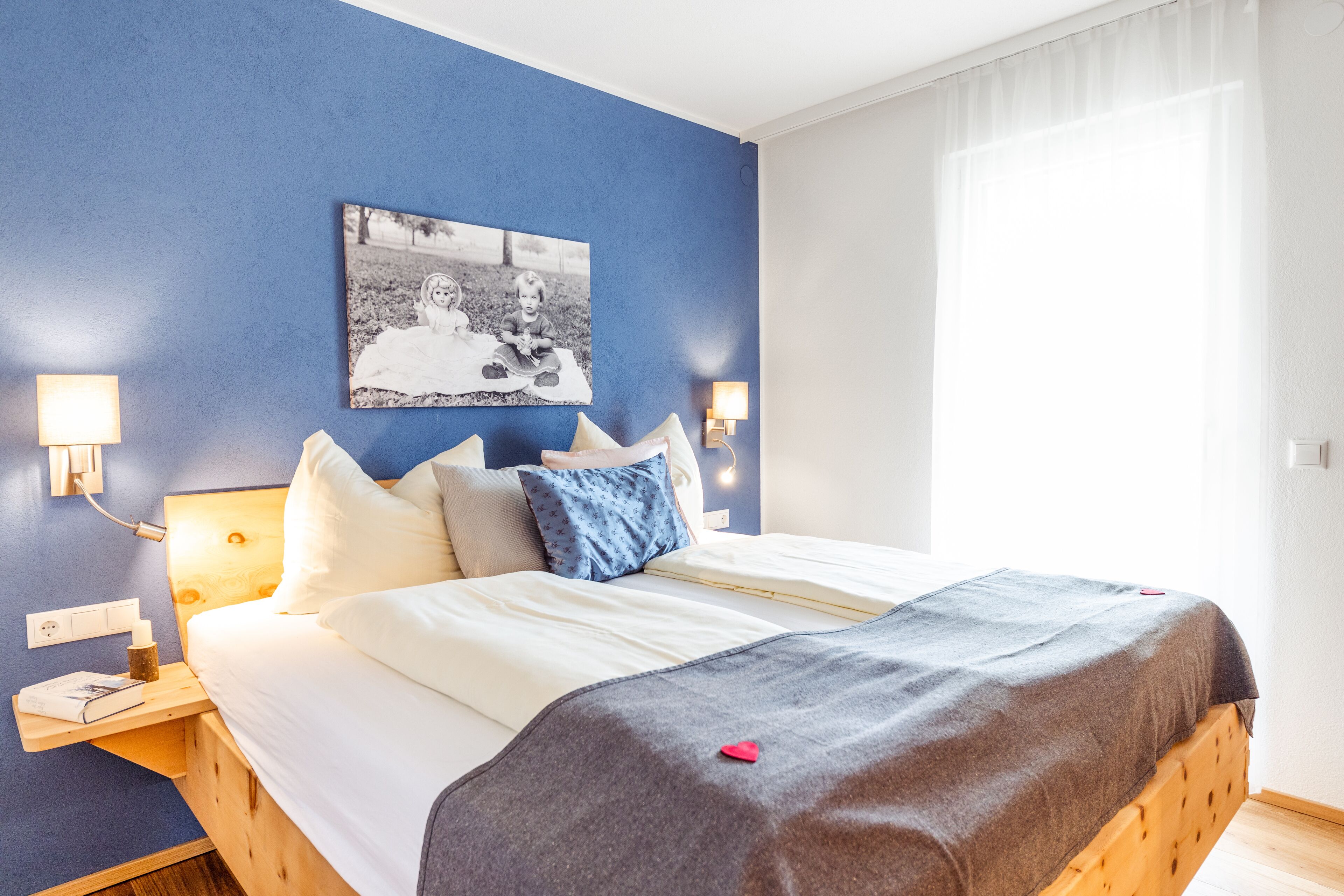 Apartment, 2 Bedrooms (6 pax) | 1 bedroom, minibar, in-room safe, desk