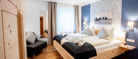 1 bedroom, minibar, in-room safe, desk