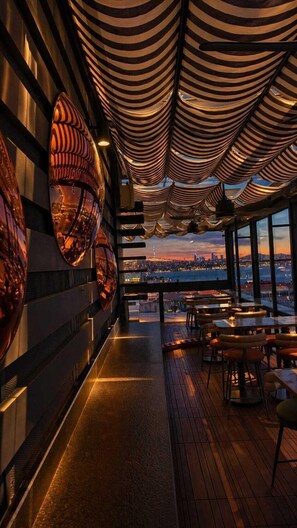 Terrace/patio - Momento Golden Horn Hotel (Istanbul)