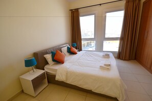 Studio | In-room safe, blackout drapes, iron/ironing board, cribs/infant beds - KOH - Mulberry (Dubai)