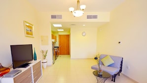 Studio | Living area