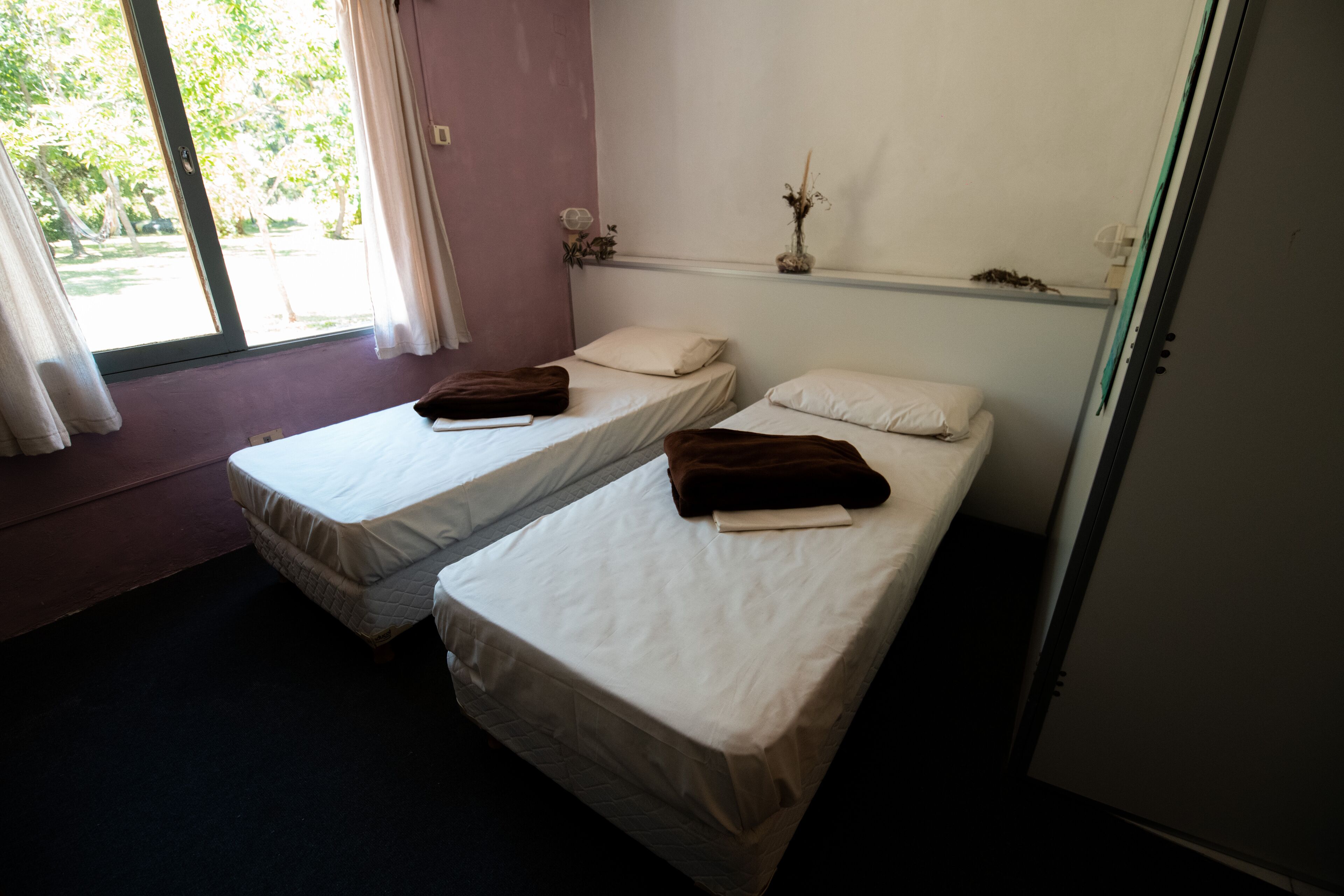 Mundaka Hostel y Bar - Adults Only