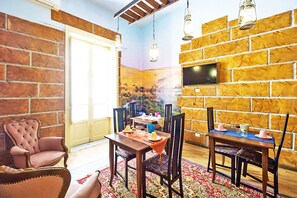 منطقة تناول الإفطار