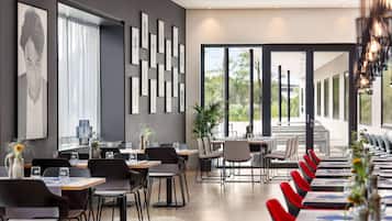 Breakfast and dinner served, local and international cuisine