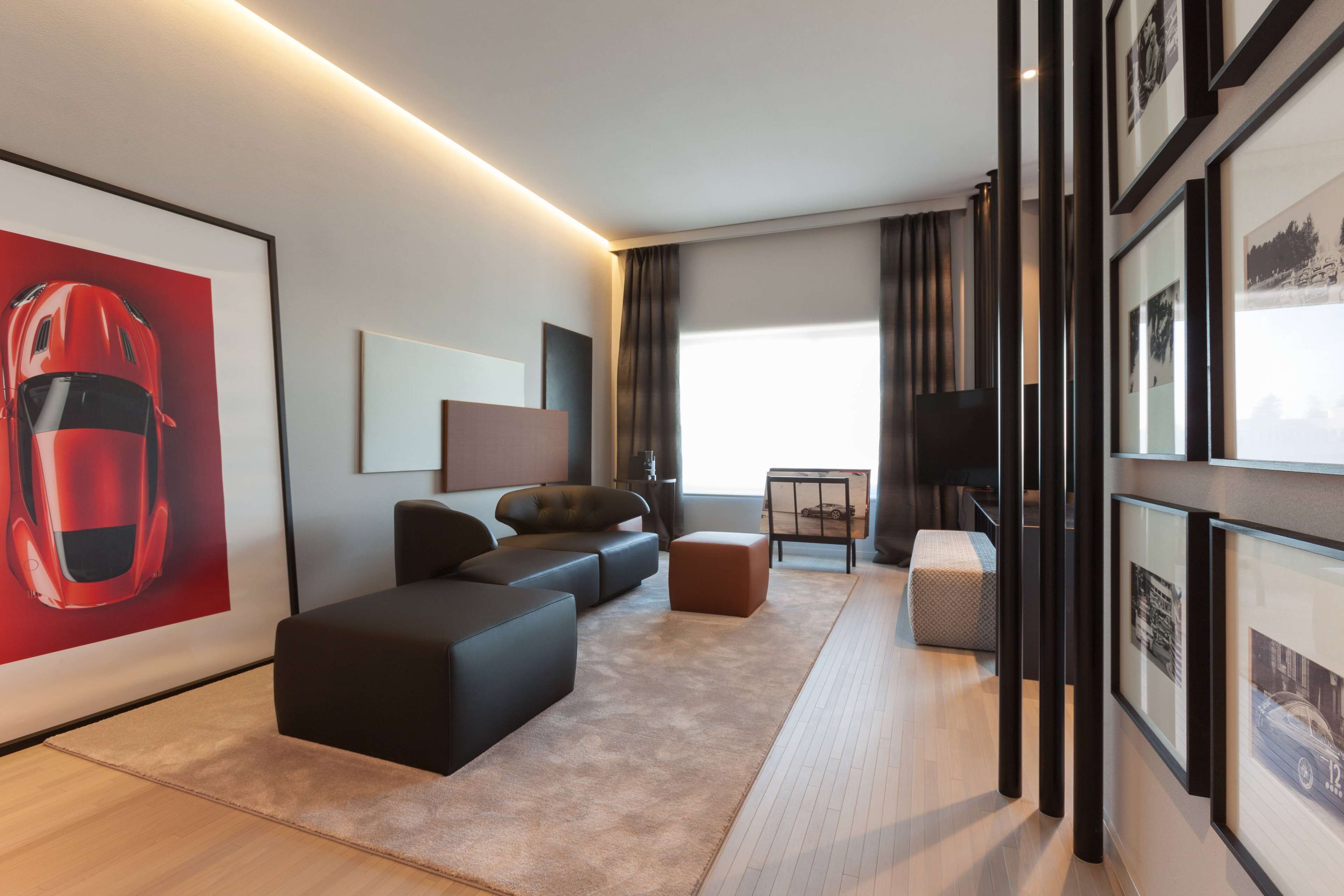 deluxe studio, 2 single beds | premium bedding, memory-foam beds, in-room safe, desk