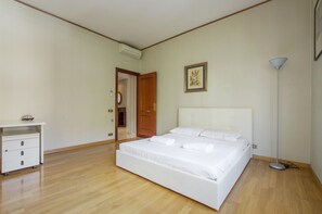 Apartment, 3 Schlafzimmer | 3 Schlafzimmer, Bügeleisen/Bügelbrett, kostenloses WLAN