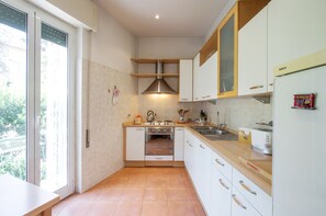 公寓, 2 間臥室 | 私人廚房 | 大型雪櫃/冰箱、爐具、廚房用具/餐具/器皿