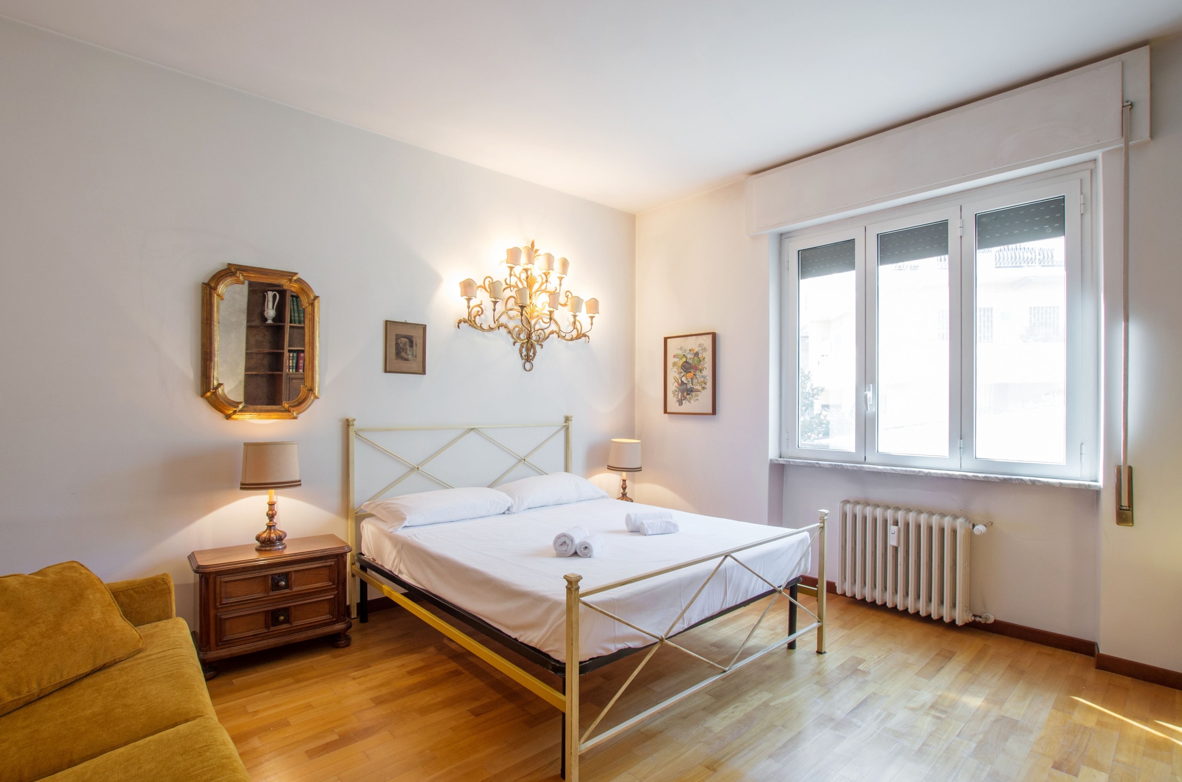 2 bedrooms, iron/ironing board, free WiFi