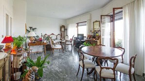 全景公寓, 3 間臥室, 城市景 | 房內用餐