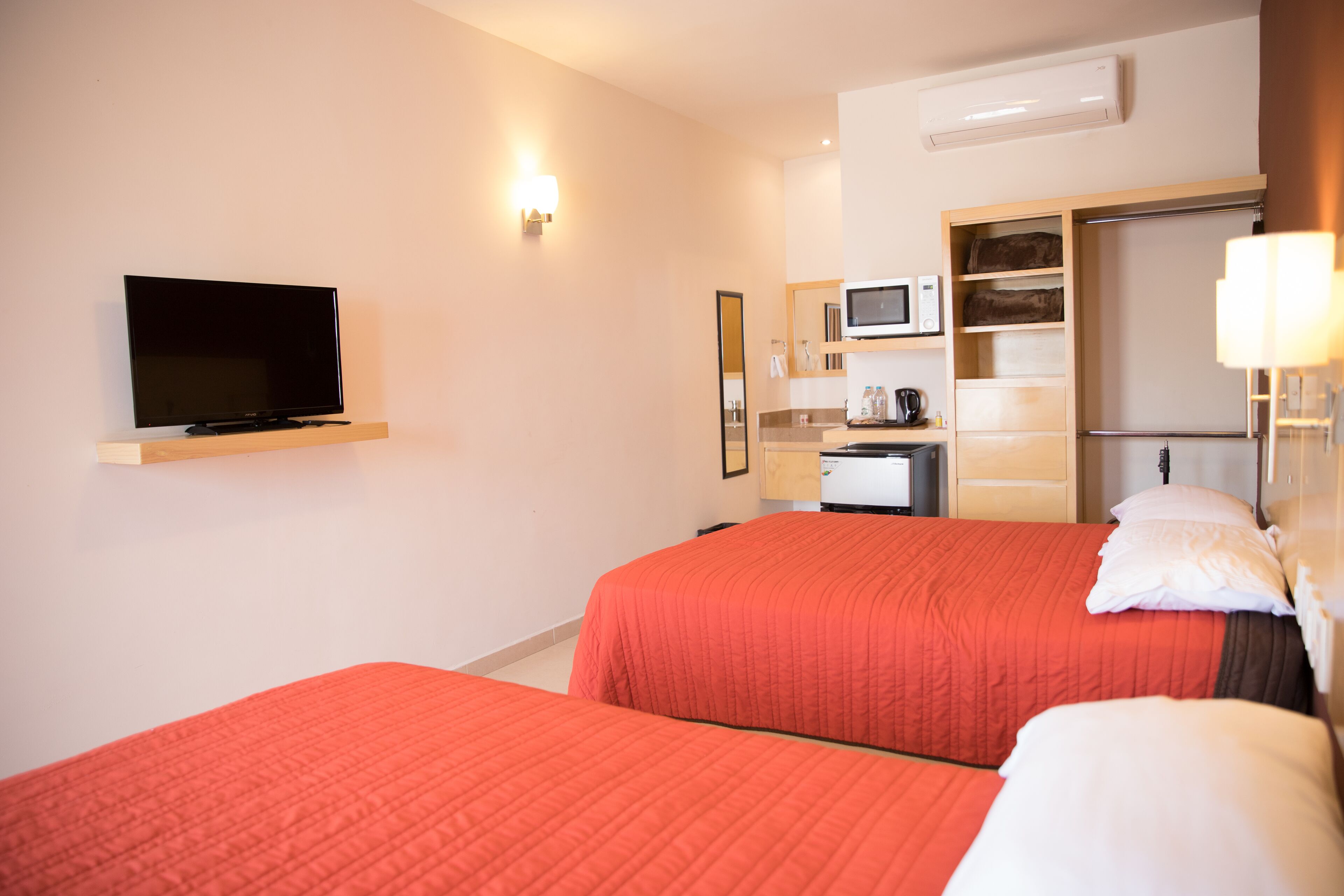 traditional double room, 2 queen beds | hypo-allergenic bedding, desk, iron/ironing board, free wifi