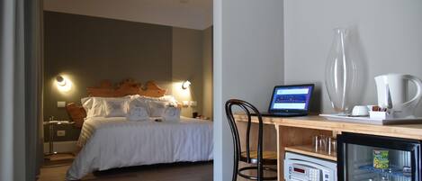 Exclusive Suite | Egyptian cotton sheets, premium bedding, down comforters