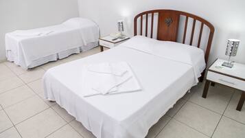 1 bedroom, blackout curtains, free WiFi, bed sheets