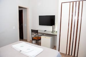 Superior Double Room | Free WiFi, bed sheets - Hotel Lumiar (Coronel Fabriciano)